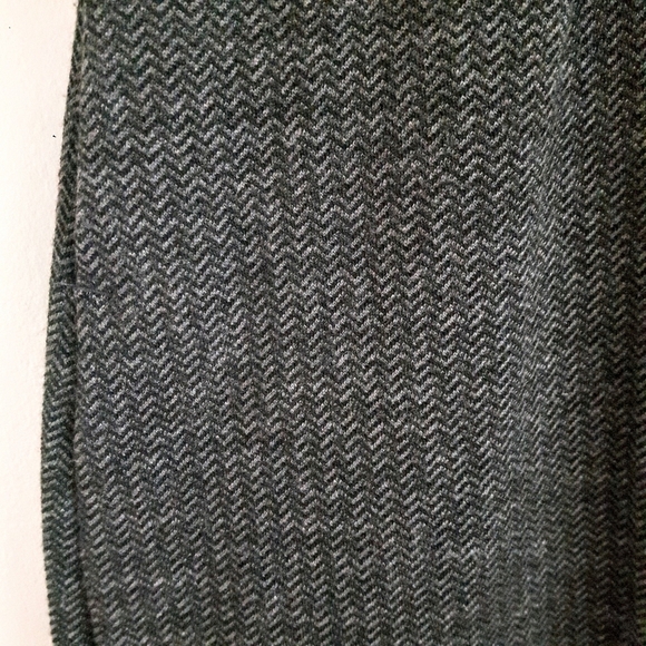 ESPRIT Herringbone Soft Knit Form Fitting Stretch Fit Dress Sz Med Mini/Midi - Picture 2 of 13